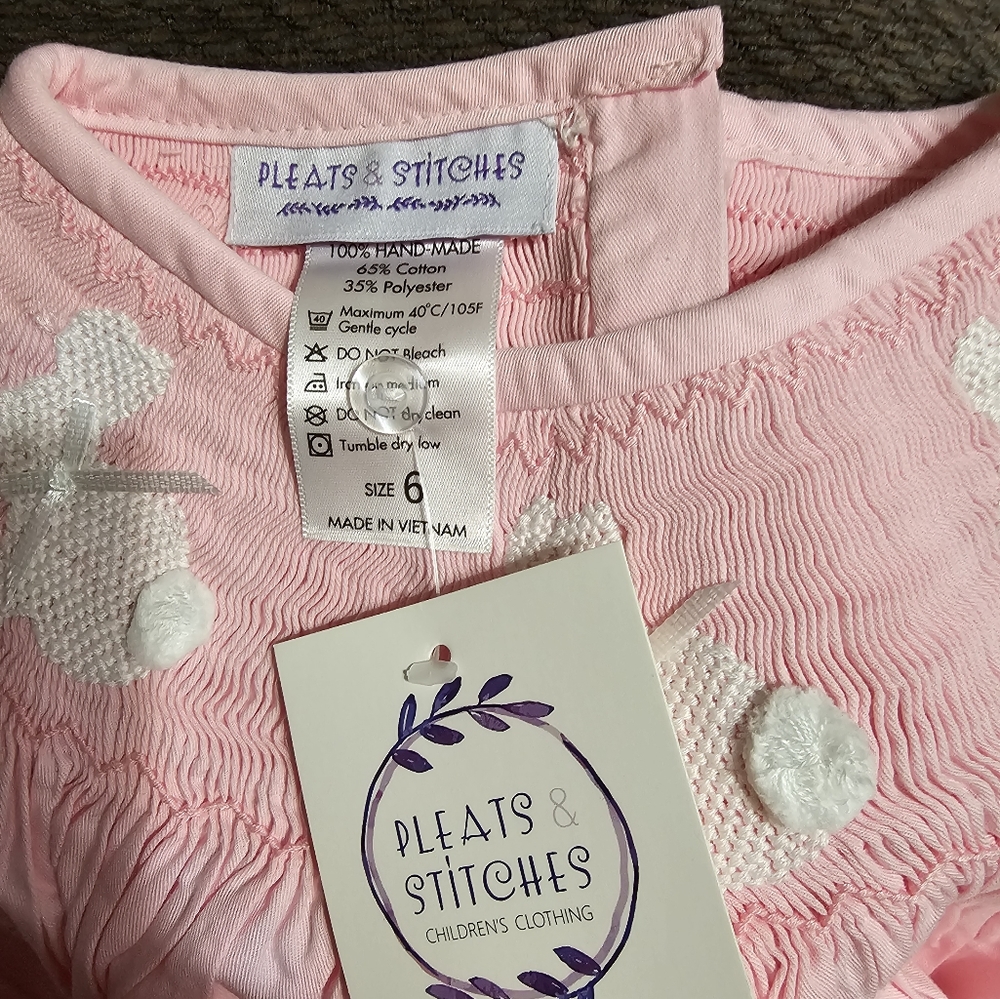 Girls smocked dress sz 6.